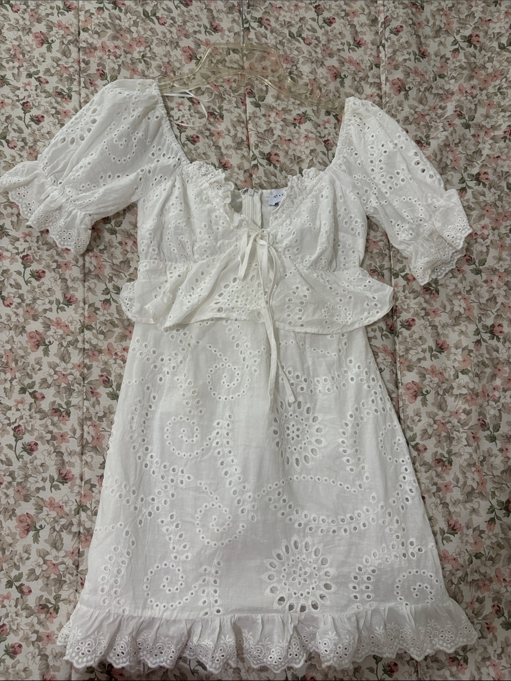 Lost + Wander White Floral-Trim Eyelet Dress
